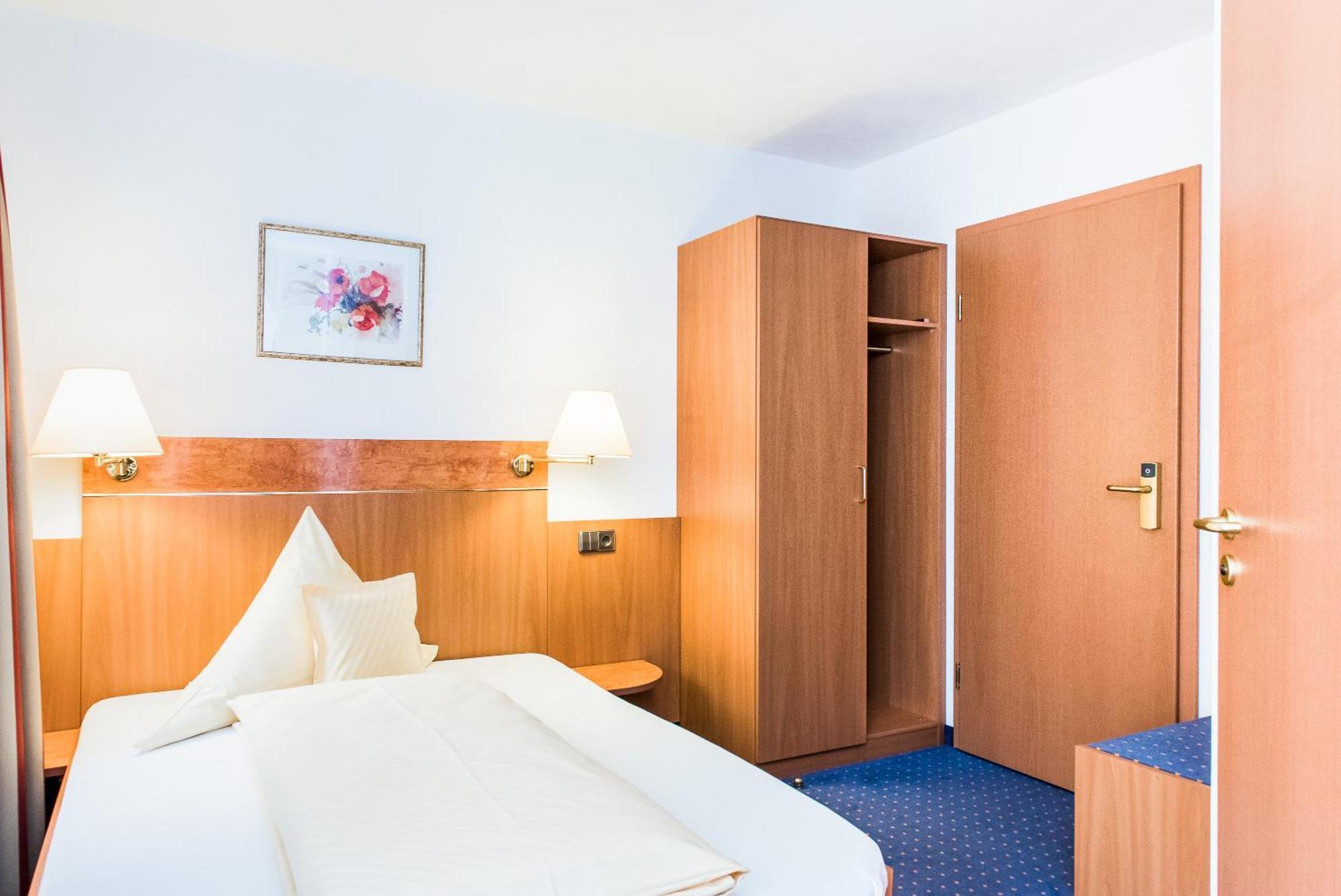 Hotel Hydepark Haidkapelle Esterno foto